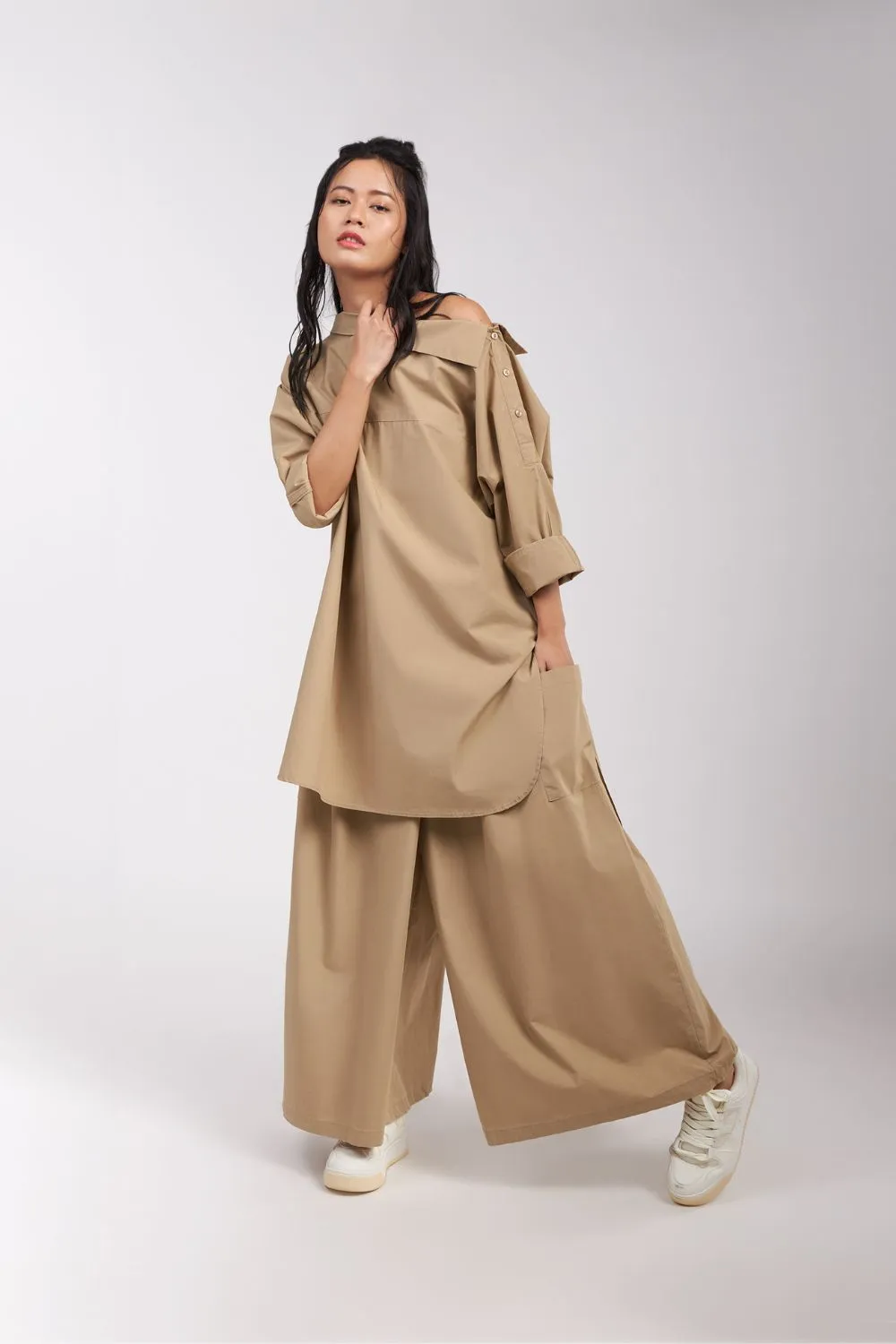 BOAT NECK HIGH-LOW TOP