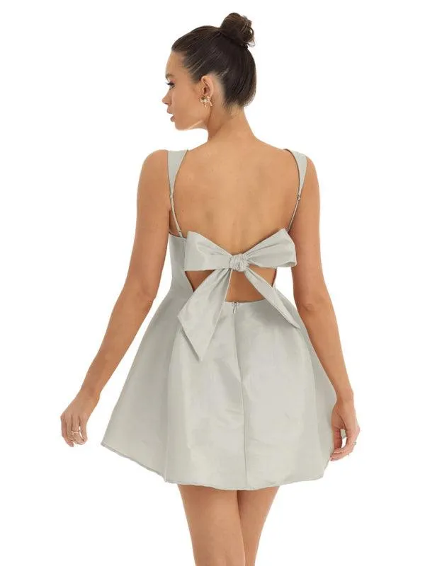 Elegant Bow-Detail Square Neck Swing Dress - Flattering and Versatile Fashion Piece