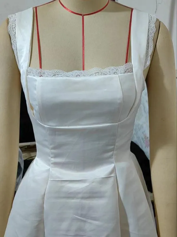 Elegant Bow-Detail Square Neck Swing Dress - Flattering and Versatile Fashion Piece