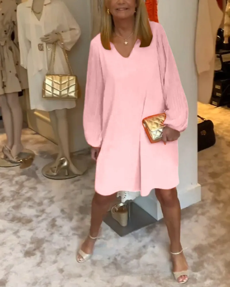 Solid color lantern sleeve V-neck dress