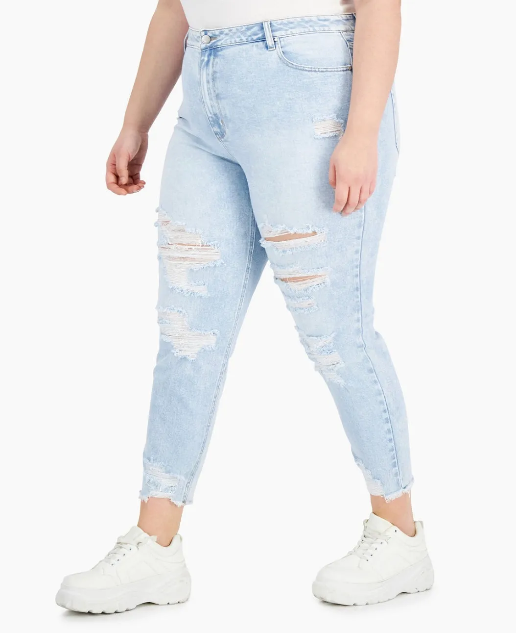 Tinseltown Junior Trendy Destructed Mom Jeans Sabina Wash Plus Size 22W